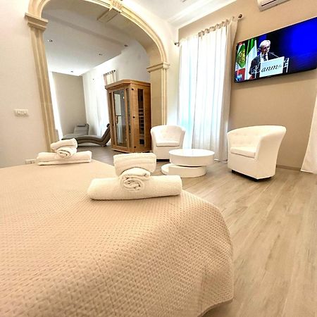 Bed E Suite Domar บรินดิซิ ภายนอก รูปภาพ