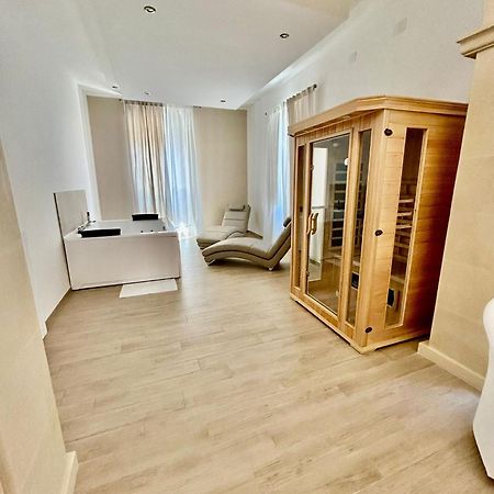 Bed E Suite Domar บรินดิซิ ภายนอก รูปภาพ