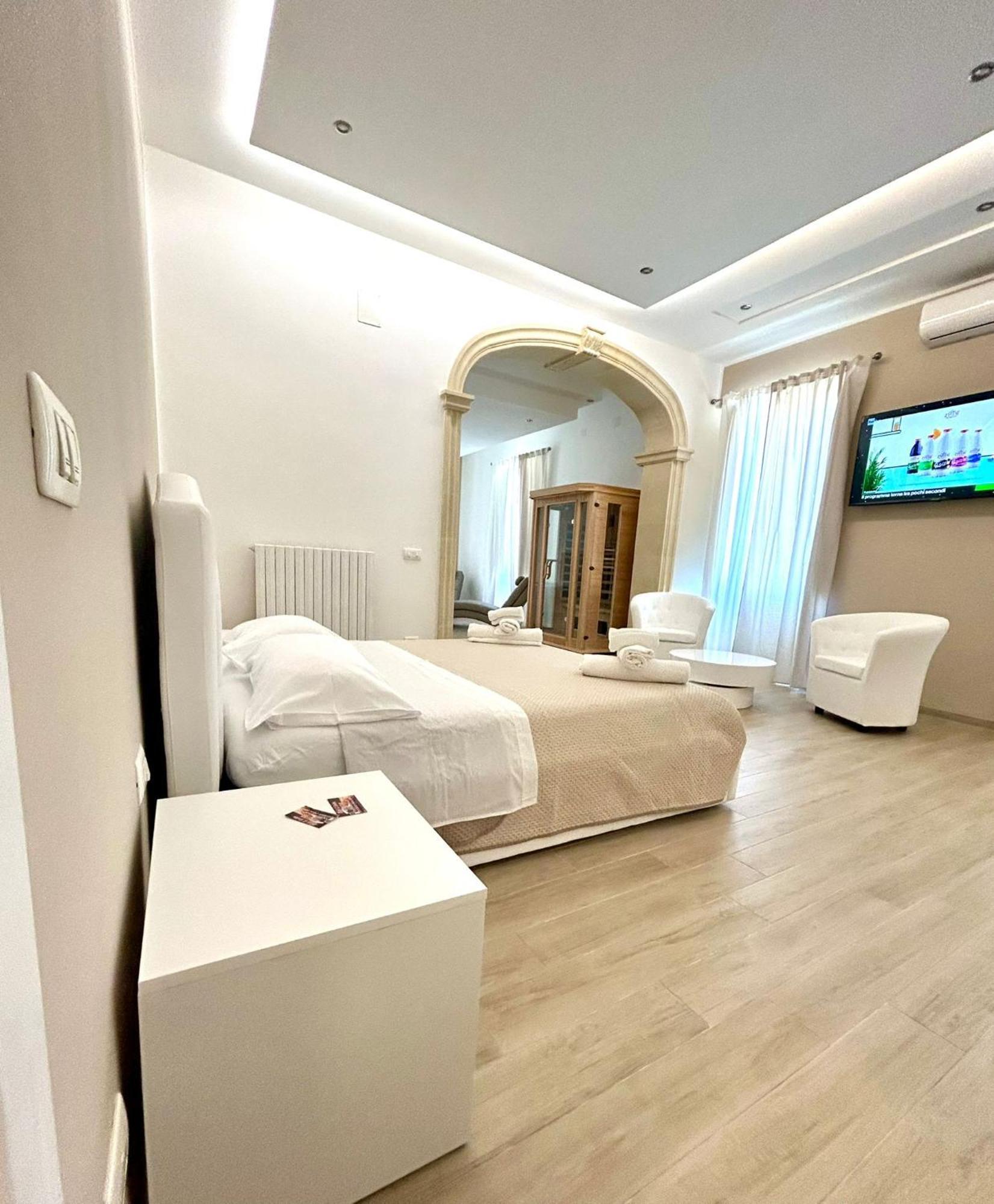 Bed E Suite Domar บรินดิซิ ภายนอก รูปภาพ