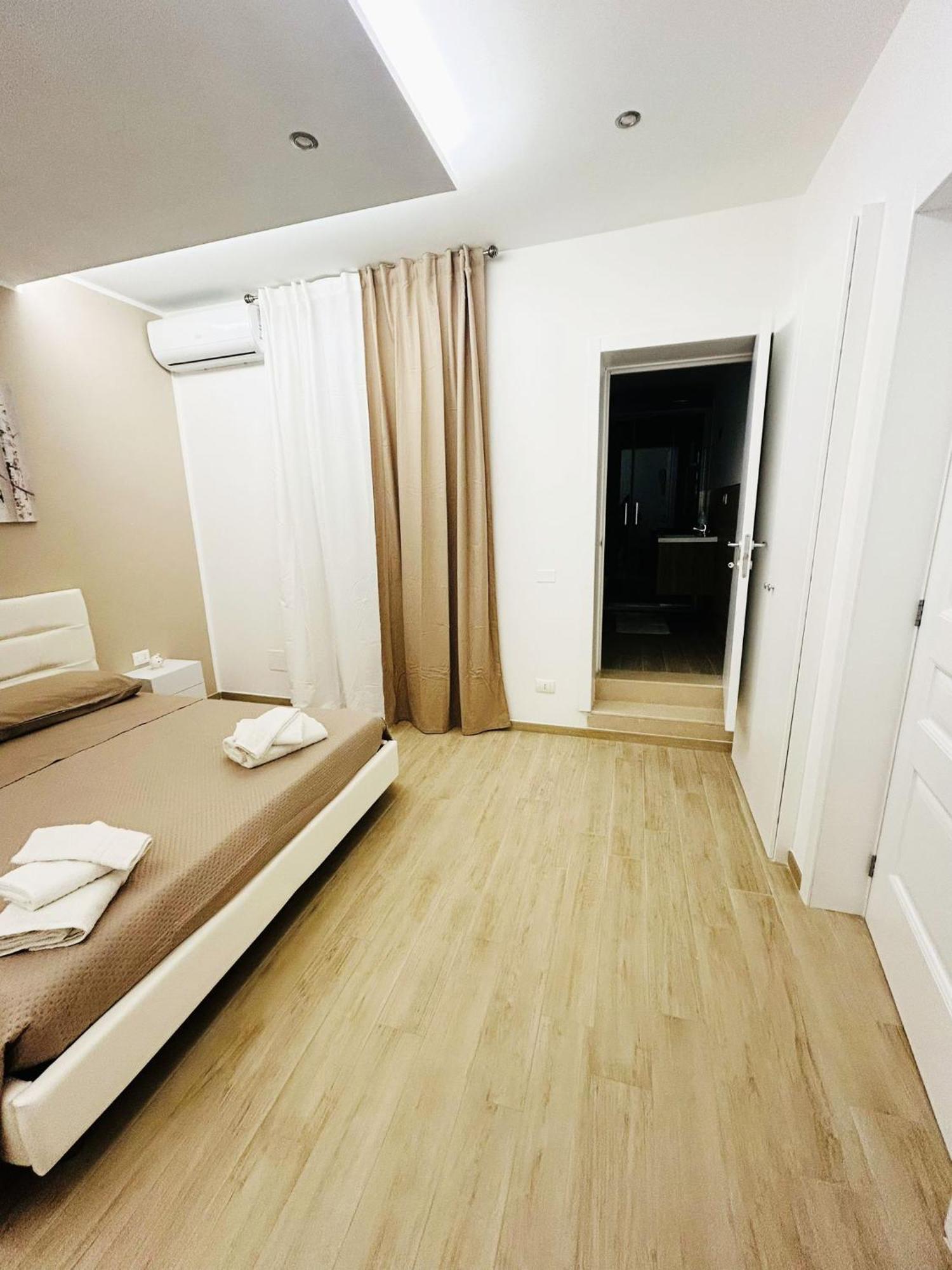 Bed E Suite Domar บรินดิซิ ภายนอก รูปภาพ